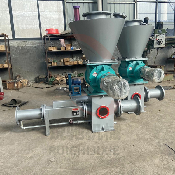 時(shí)產(chǎn)50噸的氣力輸送料封泵市場(chǎng)價(jià)格范圍是多少？